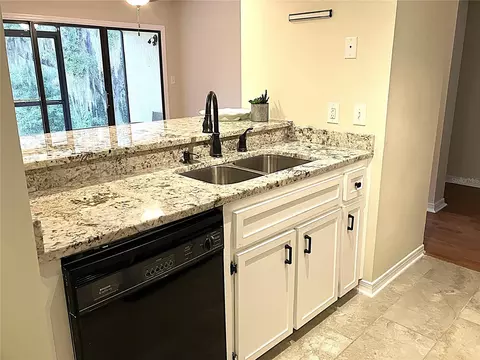 Kitchen - 956 5th St #9A, Clermont, FL 34711 photo 6 of 7