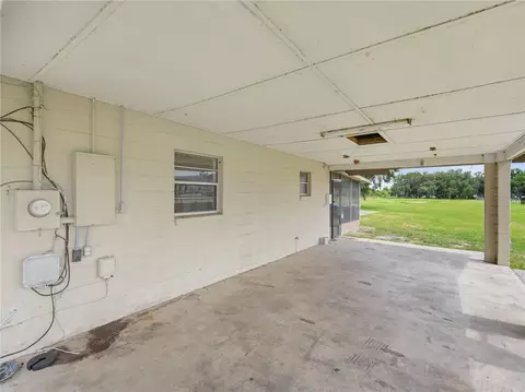 Exterior - 2000 Parkway Ave, Saint Cloud, FL 34772 photo 4 of 6