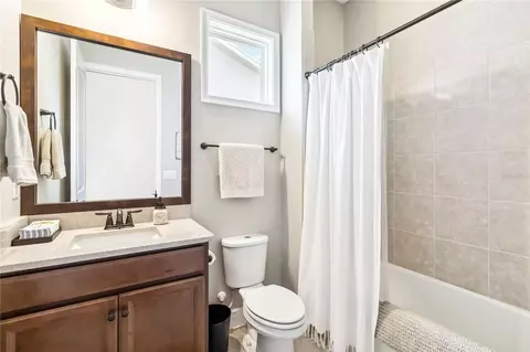 Bath - 2748 Greenlands St, Saint Cloud, FL 34772 photo 4 of 4