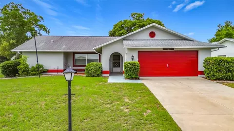 230 W Staggerbush Path, Beverly Hills, FL 34465