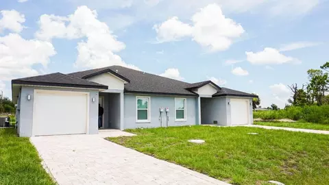 8456 Dinnano St, Port Charlotte, FL 33981