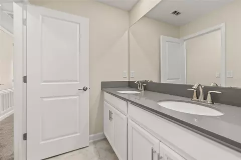 Bath - 4935 Chase Ct, Saint Cloud, FL 34772 photo 3 of 5