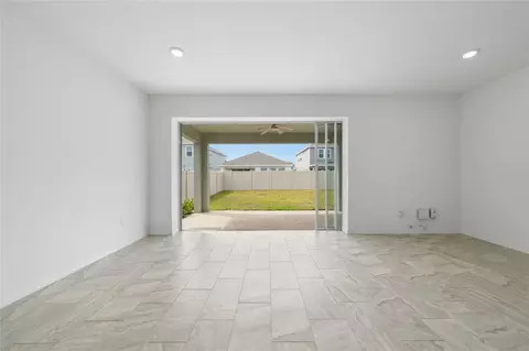 Living - 5237 Stone Ridge Pl, Saint Cloud, FL 34771 photo 2 of 5