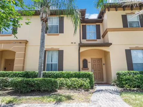 226 Bergamo Dr, Davenport, FL 33897