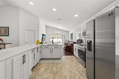 Kitchen - 638 Pine Cone Dr, Davenport, FL 33897 photo 3 of 5