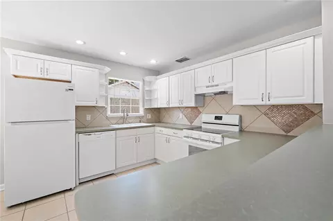 Kitchen - 1839 Burton Dr, Saint Cloud, FL 34771 photo 6 of 6