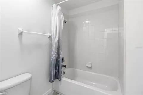 Bath - 3707 Brambly Ave, Saint Cloud, FL 34772 photo 3 of 6