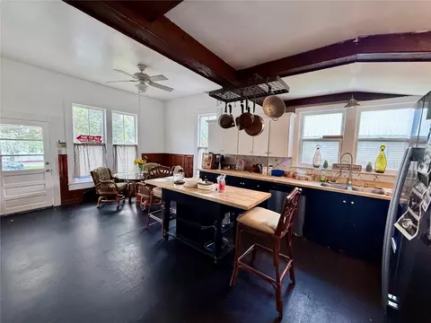 Kitchen - 495 E Parker St, Bartow, FL 33830 photo 2 of 2