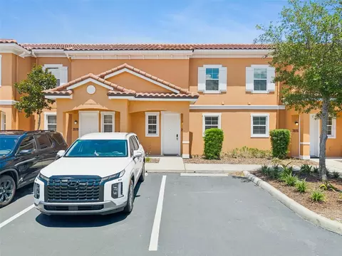 2617 Bugatti Ct, Kissimmee, FL 34746