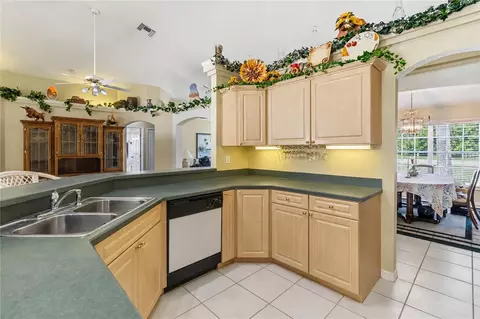 Kitchen - 3225 Canoe Creek Rd, Saint Cloud, FL 34772 photo 2 of 3