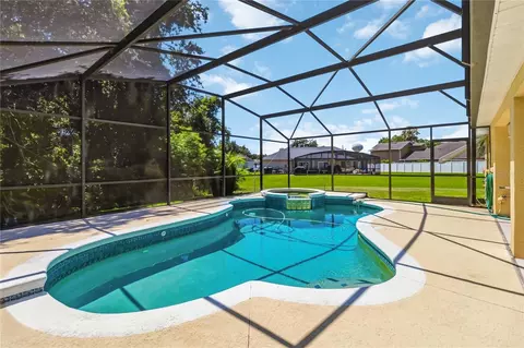 Exterior - 3225 Canoe Creek Rd, Saint Cloud, FL 34772 photo 5 of 8