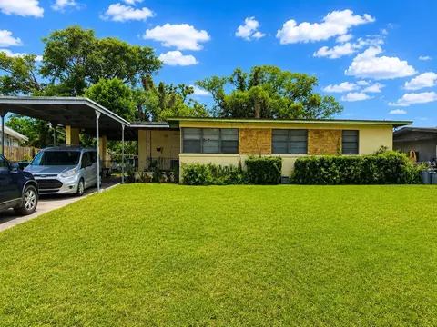1406 Hialeah Dr, Orlando, FL 32808