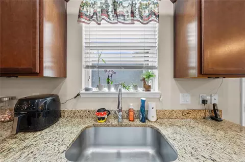 Kitchen - 4811 Nathan Hale Blvd, Saint Cloud, FL 34769 photo 6 of 8