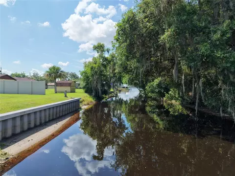 View/Area - 1330 S Shore Dr, Saint Cloud, FL 34771 photo 4 of 9
