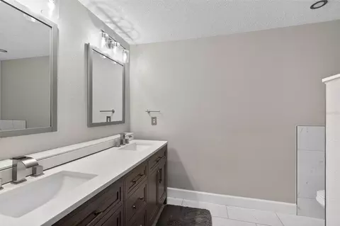 Bath - 1330 S Shore Dr, Saint Cloud, FL 34771 photo 1 of 3