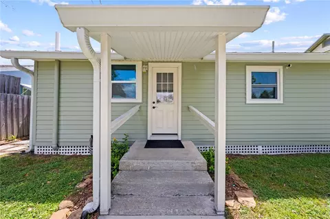 Exterior - 714 Massachusetts Ave, Saint Cloud, FL 34769 photo 5 of 11