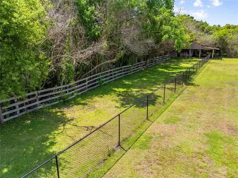 Exterior - 233 Eastern Ave, Saint Cloud, FL 34769 photo 13 of 15