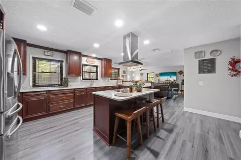 Kitchen - 233 Eastern Ave, Saint Cloud, FL 34769 photo 2 of 7