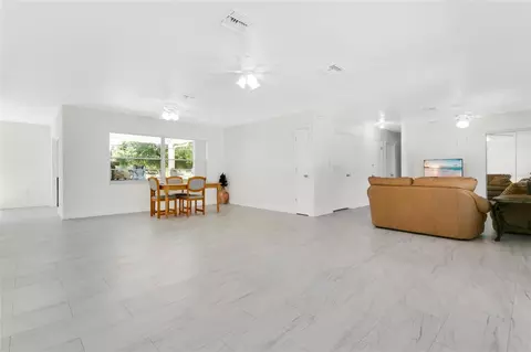 Living - 1801 Eastern Ave, Saint Cloud, FL 34769 photo 2 of 3