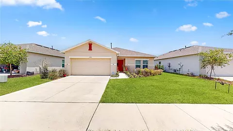 33941 Sky Blossom Cir, Leesburg, FL 34788