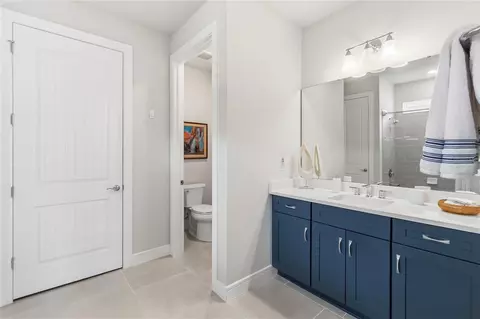 Bath - 2777 Cherry Blossom Loop, Saint Cloud, FL 34771 photo 2 of 4