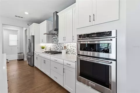 Kitchen - 2777 Cherry Blossom Loop, Saint Cloud, FL 34771 photo 4 of 6