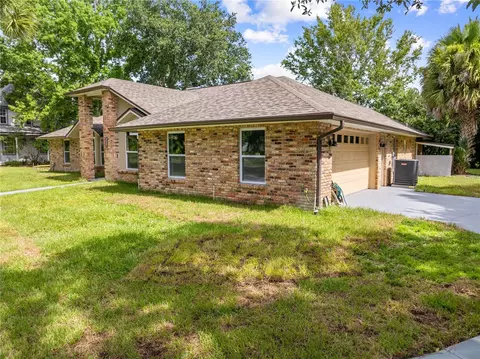Exterior - 2082 Camelot Blvd, Saint Cloud, FL 34772 photo 18 of 21