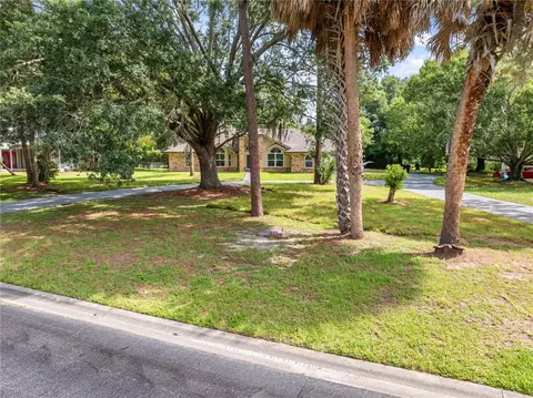 Exterior - 2082 Camelot Blvd, Saint Cloud, FL 34772 photo 20 of 21