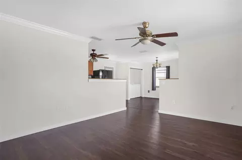 Living - 706 Jersey Ave, Saint Cloud, FL 34769 photo 2 of 2