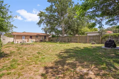 Exterior - 706 Jersey Ave, Saint Cloud, FL 34769 photo 6 of 6