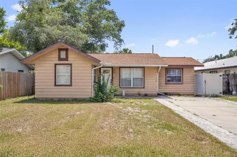 706 Jersey Ave, Saint Cloud, FL 34769