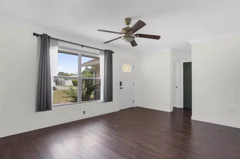 Living - 706 Jersey Ave, Saint Cloud, FL 34769 photo 1 of 2