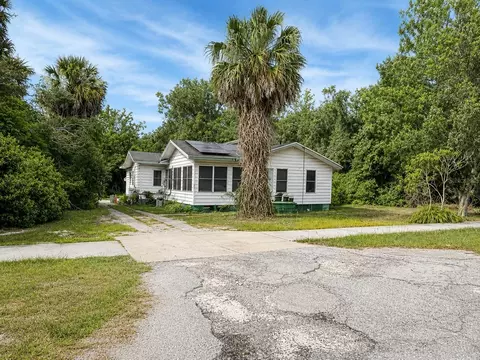 1805 E Orange Ave, Eustis, FL 32726