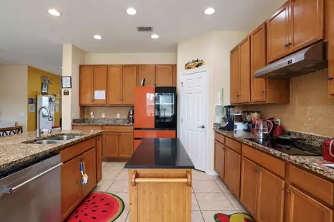 Kitchen - 4858 Terra Sole Pl, Saint Cloud, FL 34771 photo 6 of 6