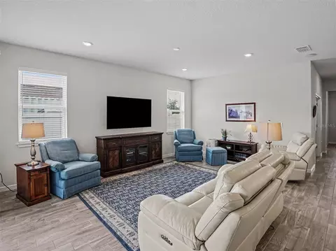 Living - 6261 Citrus Grove Ct, Saint Cloud, FL 34771 photo 2 of 3