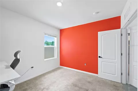 Bedroom - 2733 Reddish Egret Bnd, Harmony, FL 34773 photo 6 of 6