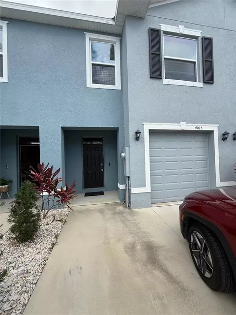 4015 Blue Banks Ln, Bradenton, FL 34208