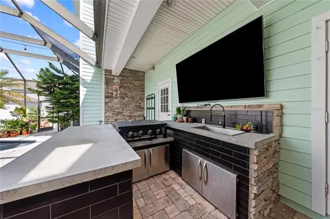 Kitchen - 3358 Cat Brier Trl, Harmony, FL 34773 photo 3 of 9