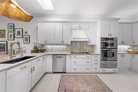 Kitchen - 3358 Cat Brier Trl, Harmony, FL 34773 photo 2 of 9