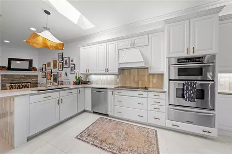 Kitchen - 3358 Cat Brier Trl, Harmony, FL 34773 photo 5 of 9