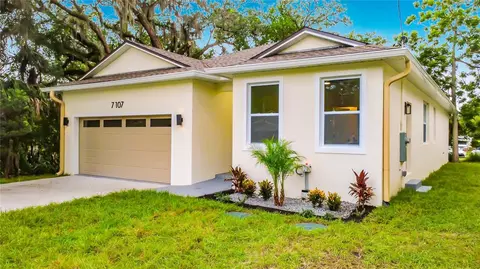 7107 Bledsoe Ave, Orlando, FL 32810