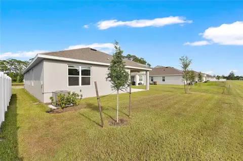 Exterior - 1924 Columbus Path, Saint Cloud, FL 34771 photo 4 of 7