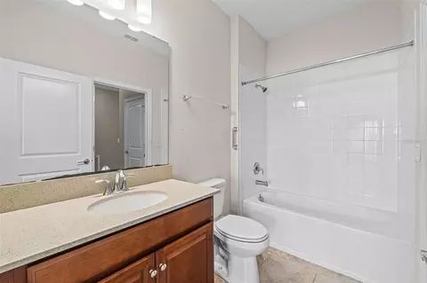 Bath - 2825 Attwater Loop, Winter Haven, FL 33884 photo 1 of 5