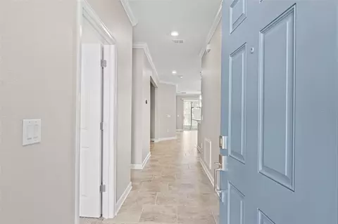 Entry Way - 2825 Attwater Loop, Winter Haven, FL 33884 photo 2 of 3