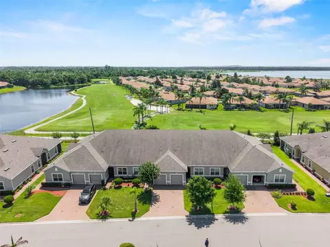 View/Area - 2825 Attwater Loop, Winter Haven, FL 33884 photo 3 of 25