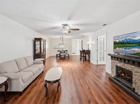 Living - 914 Michigan Ave, Saint Cloud, FL 34769 photo 1 of 3