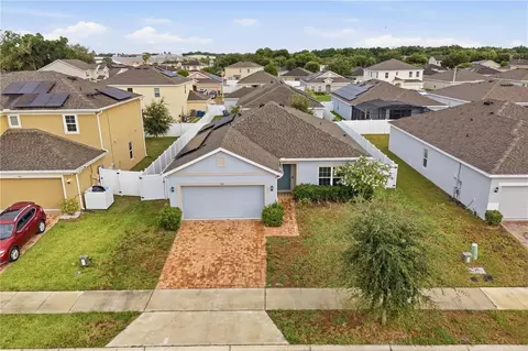 541 Wildcat Ln, Davenport, FL 33837