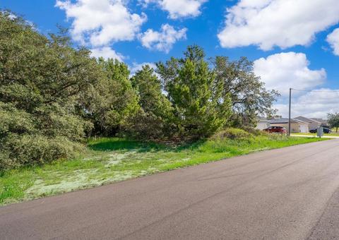 2017 Maple Ln, Poinciana, FL 34759