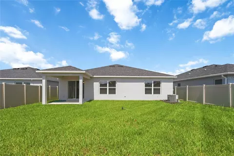 Exterior - 3837 Elk Bluff Rd, Saint Cloud, FL 34772 photo 6 of 7