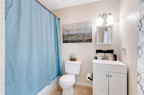 Bath - 5381 Alligator Lake Rd, Saint Cloud, FL 34772 photo 4 of 4